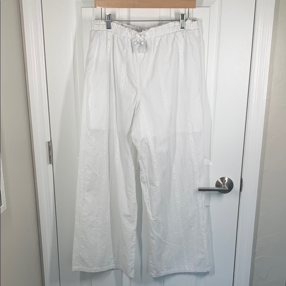 art class White Eyelet Wide Leg Pants